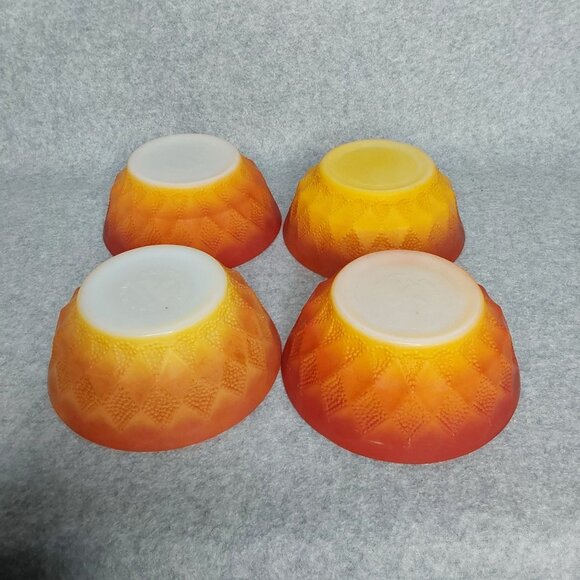 Vintage Anchor Hocking Fire King Bowls‎ Oven Proof Gradient Red Orange Se… - Picture 4 of 9